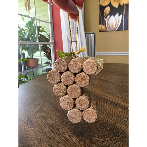 Wine Cork Christmas Tree Ornament Bunch Of Grapes - Picture 6 of 16